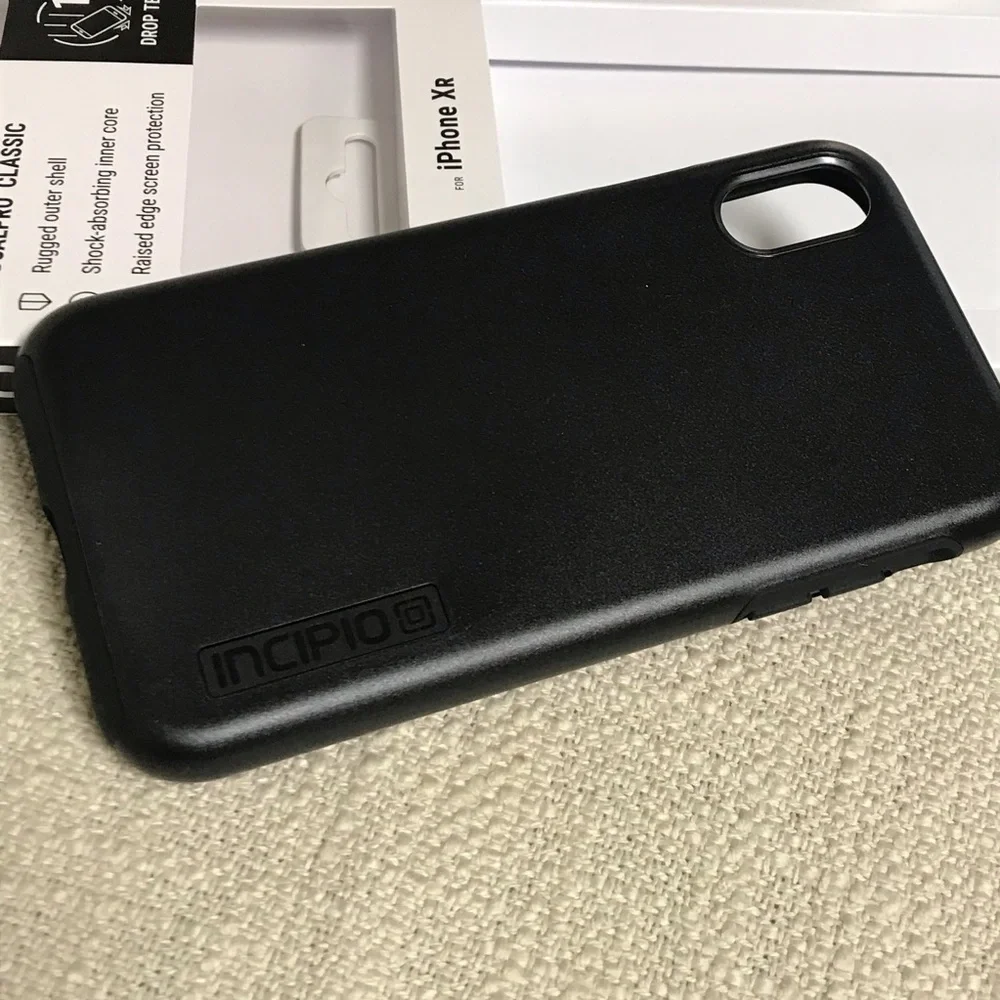 NWT INCIPIO / Black iPhone XR Dualpro Classic Phone Case